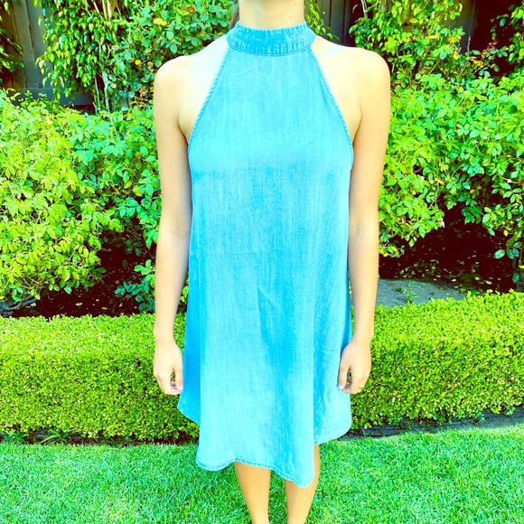 💙🤍 Anthropologie Cloth & Stone Chambray Denim Halter Dress - Picture 2 of 8